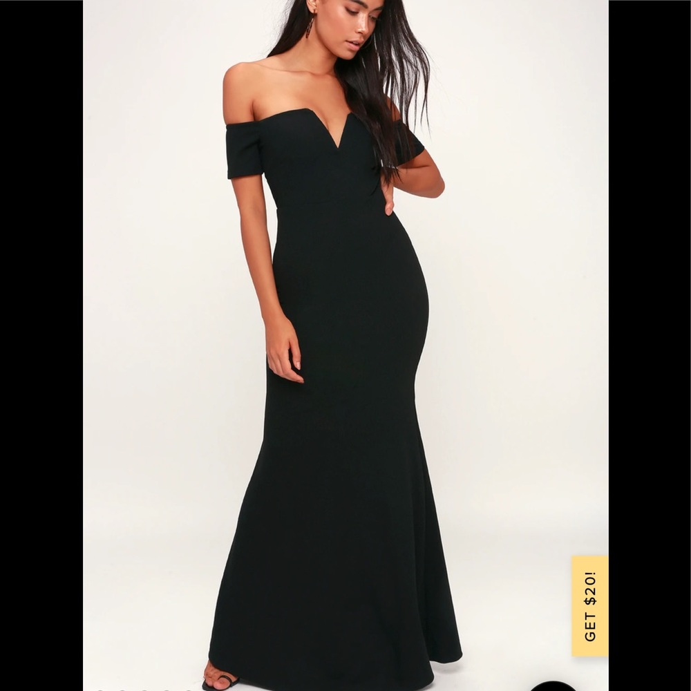 Lulu’s Lynne Black Off-the-Shoulder Maxi Dress